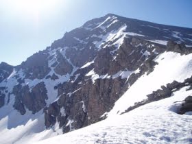 bergsklattrare-fast-pa-3325-meters-hojd-i-sierra-nevada.png