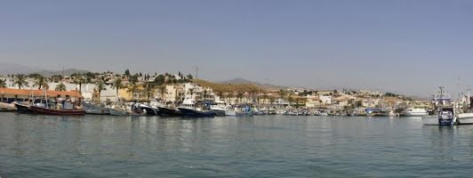 caleta-de-velez-landar-nast-mest-fisk-i-andalusien.png