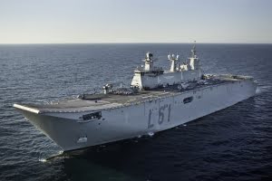 hangarfartyget-juan-carlos-i-besoker-motril.png