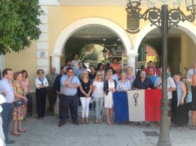 tyst-minut-pa-flera-hall-i-spanien-efter-niceattentat.png